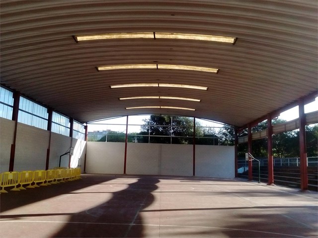 Cierre de Pista cubierta Polideportiva - Ceip San Pedro de Visma