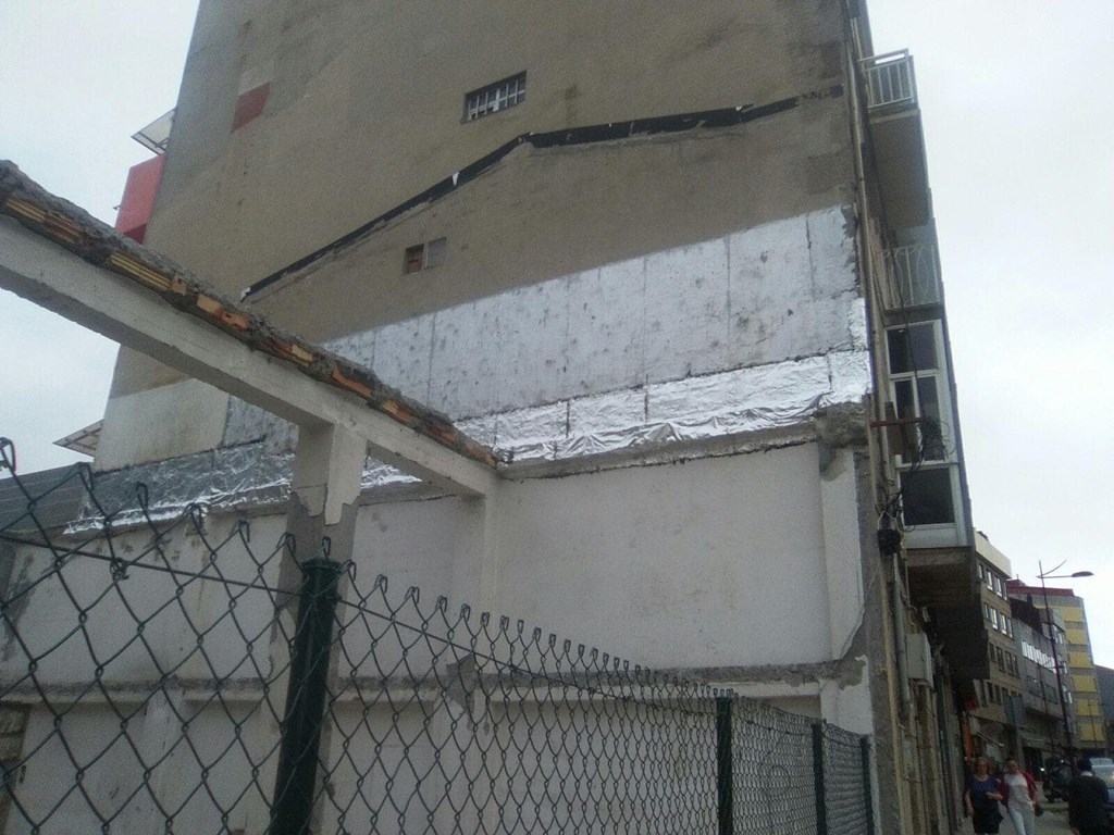Foto 3 Demolición de edificación de planta baja, 1ª y bajo cubierta