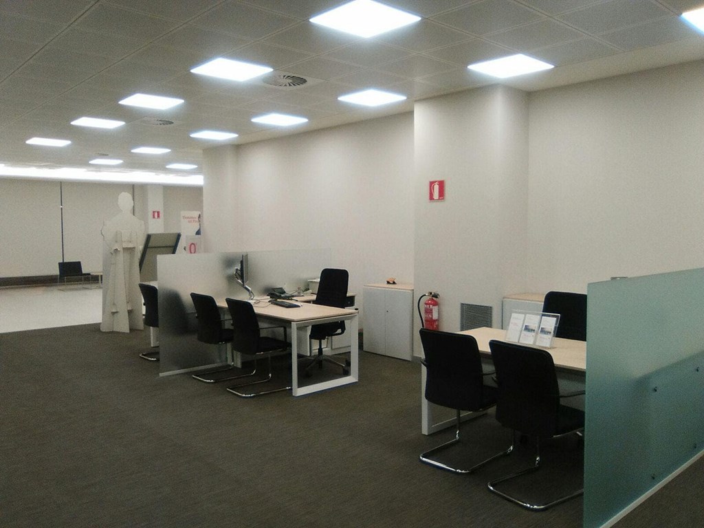 Foto 9 Reforma oficina Banco Popular - Ourense